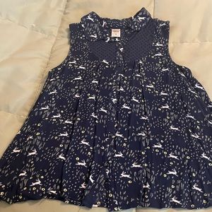 Disney Women’s Sleeveless Blouse. Size Medium.